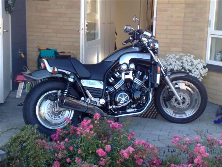 Yamaha v max billede 1