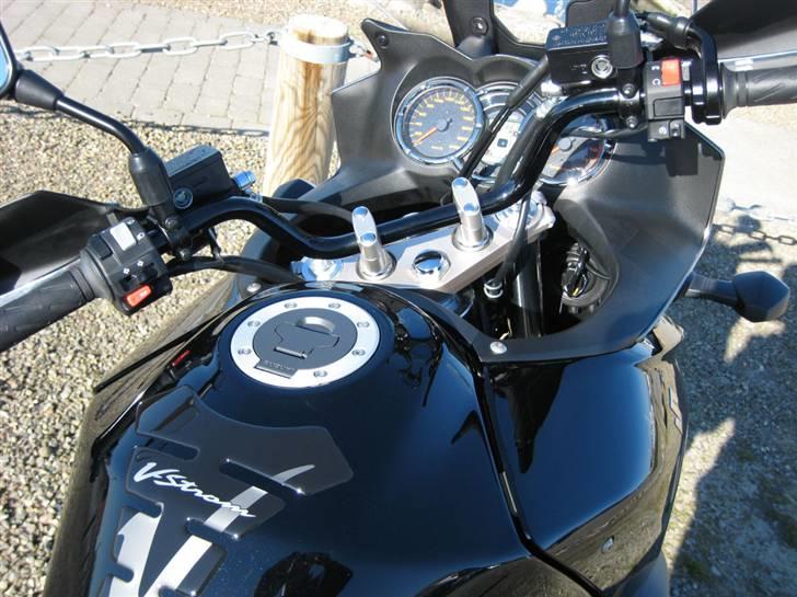 Suzuki DL 1000 V-Strom billede 7