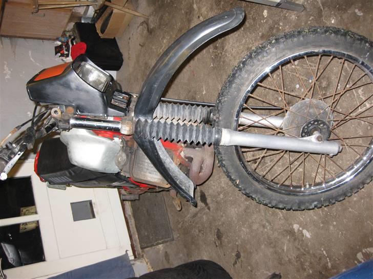 Yamaha DT 125 "SOLGT" billede 4