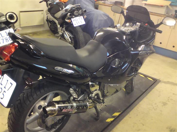 Suzuki GSX 600 F  "SOLGT" billede 5