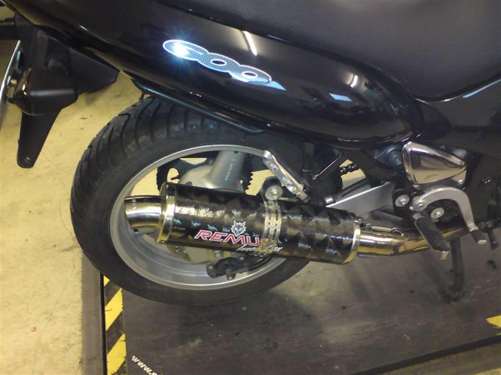 Suzuki GSX 600 F  "SOLGT" billede 6