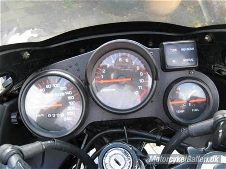 Yamaha fz 750 SOLGT billede 2