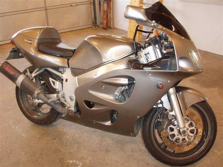 Suzuki GSX-R 600 billede 1