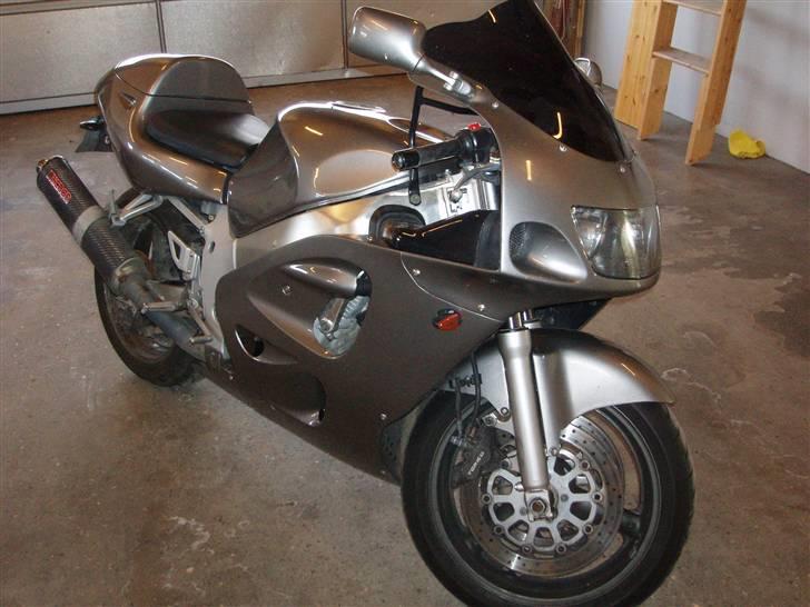 Suzuki GSX-R 600 billede 2