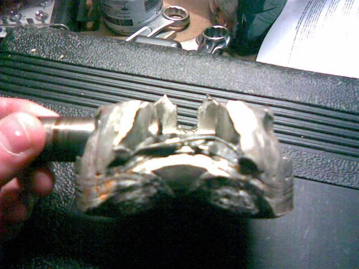 Yamaha XT 350 - hov der røj det drevne olie pumpe hjul billede 9