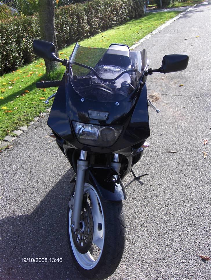 Yamaha fzr 600 billede 2