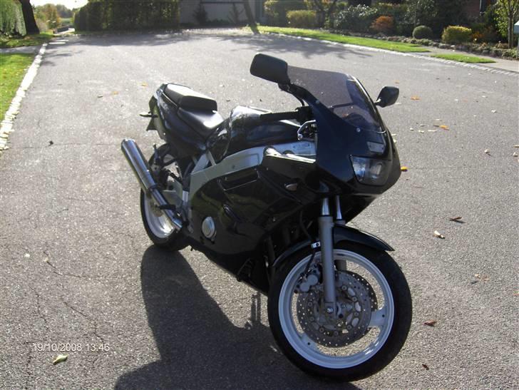 Yamaha fzr 600 billede 3