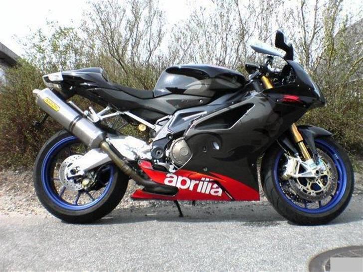 Aprilia RSV 1000 R Factory - SOLGT billede 2