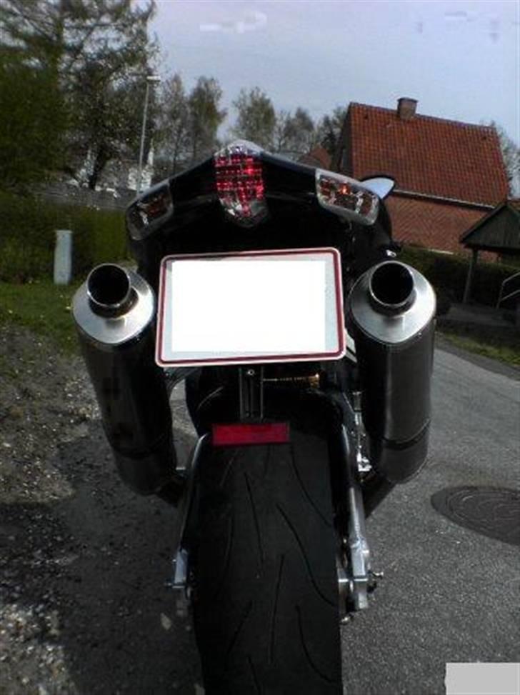 Aprilia RSV 1000 R Factory - SOLGT billede 3