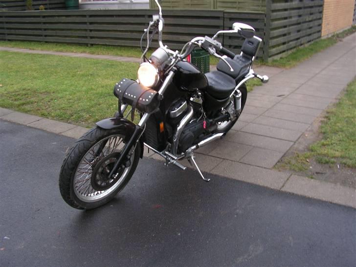 Suzuki v's 700 intruder billede 5