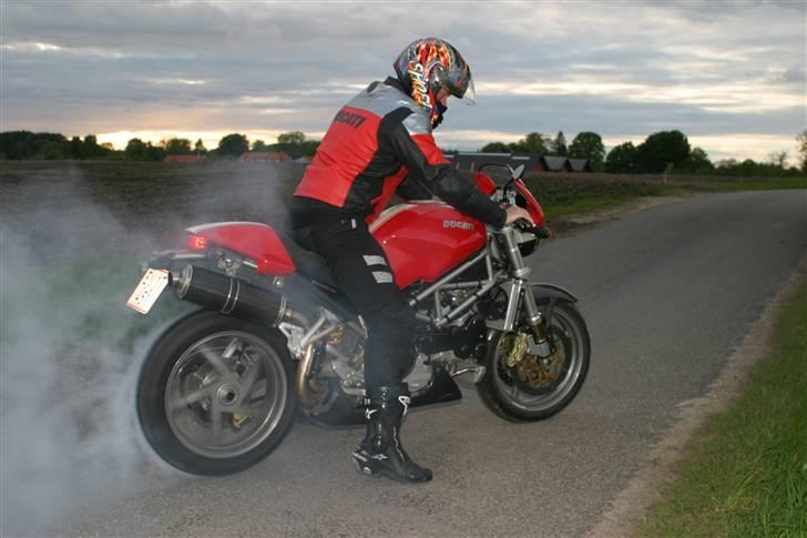 Ducati Monster S2R 1000 Solgt  - Min første monster S4R .. billede 20