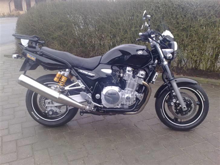Yamaha XJR 1300 - Den er fræk var? billede 1