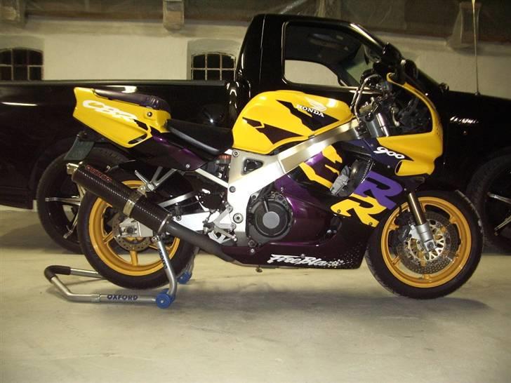 Honda cbr 900 RR  SOLGT billede 1