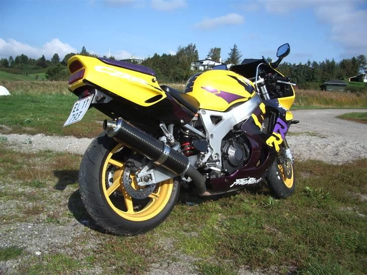 Honda cbr 900 RR  SOLGT billede 3