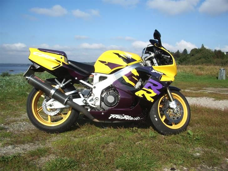 Honda cbr 900 RR  SOLGT billede 4