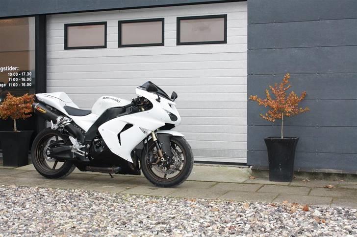 Kawasaki ZX10R Pearl White *SOLGT* billede 7