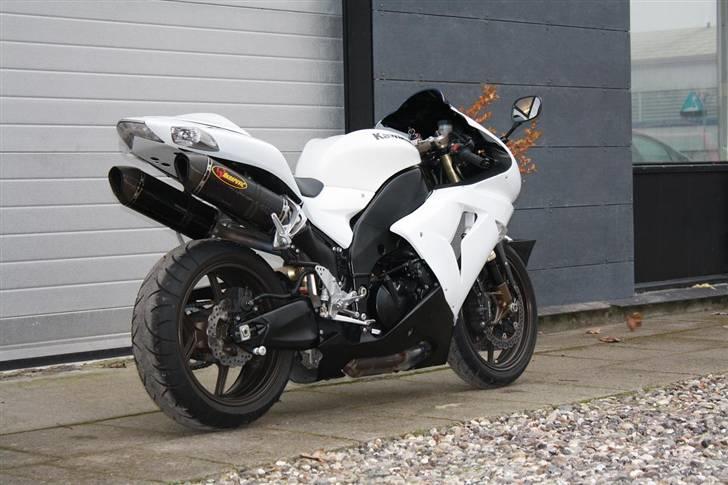 Kawasaki ZX10R Pearl White *SOLGT* - Hop op!!´ billede 9