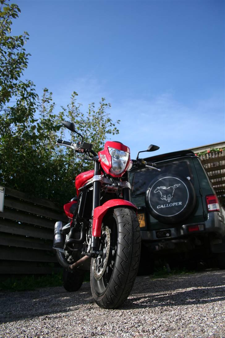 Hyosung GT650 billede 1