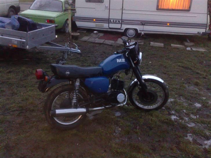 MZ etz150 - her kan man se den udstøninge der er blevet til den smiler noget af den billede 7