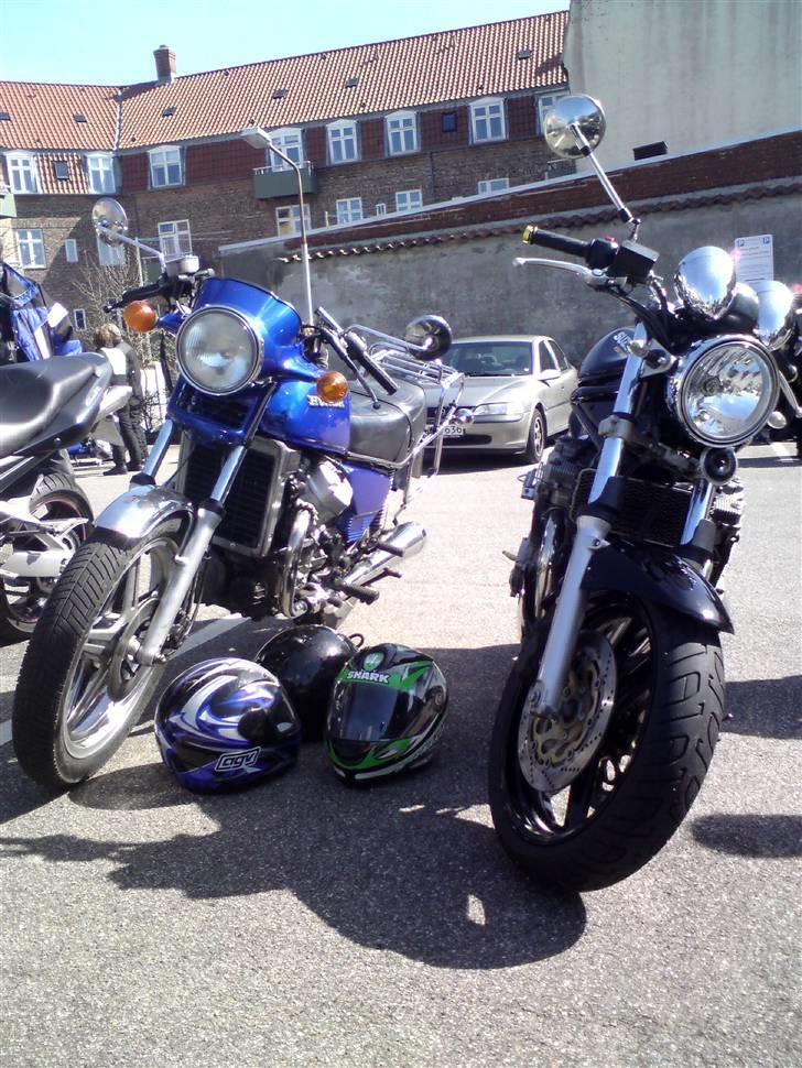 Honda                    CX 500 - Lig ved siden af En kammis Bandit til Esbjerg Påsketræf billede 5