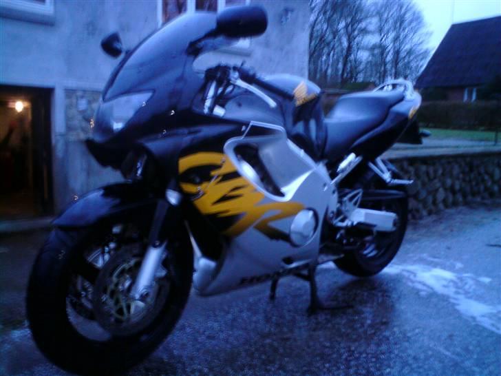 Honda Cbr 600 f4 billede 4