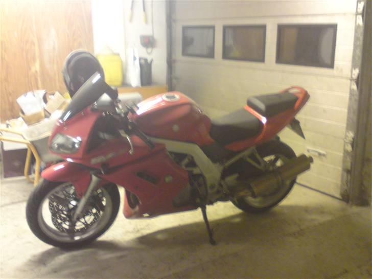 Suzuki sv1000s SOLGT billede 4