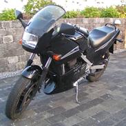 Kawasaki GPZ 500s "Solgt"