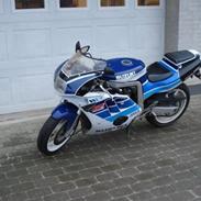 Suzuki GSXR 400 RL - GK76A - Første MC