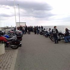 Suzuki intruder vs1400