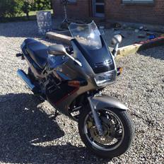 Suzuki gsx1100f