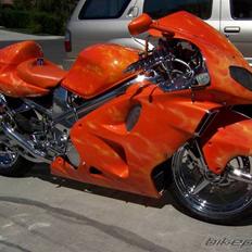 Suzuki TL1000R  --solgt--