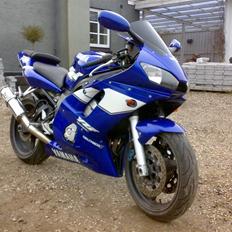 Yamaha r6