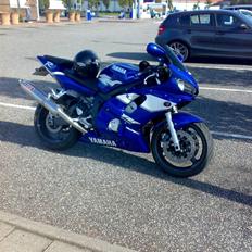 Yamaha r6