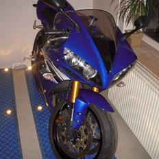 Yamaha YZF-R1