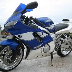 Yamaha YZF R6 *Til Salg*