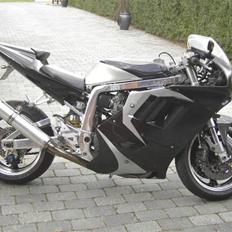 Suzuki GSX-R 1100M