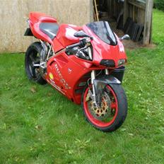 Ducati 916