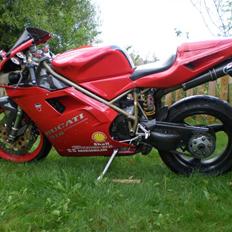 Ducati 916