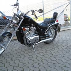 Suzuki VS 600 Intruder