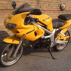 Suzuki SV650S