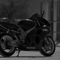 Suzuki TL1000R V2 SuperBike