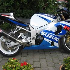 Suzuki GSXR 1000 K1 