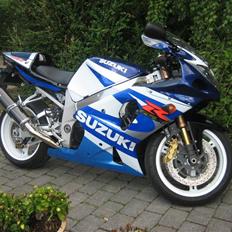 Suzuki GSXR 1000 K1 