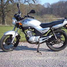 Yamaha YBR 125