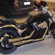 Suzuki vz 800 K8 (m800)