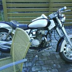 Jincheng Kinroad Black Cyclone XT