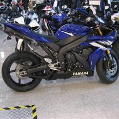 Yamaha YZF-R1 "Mr Blue" (solgt)