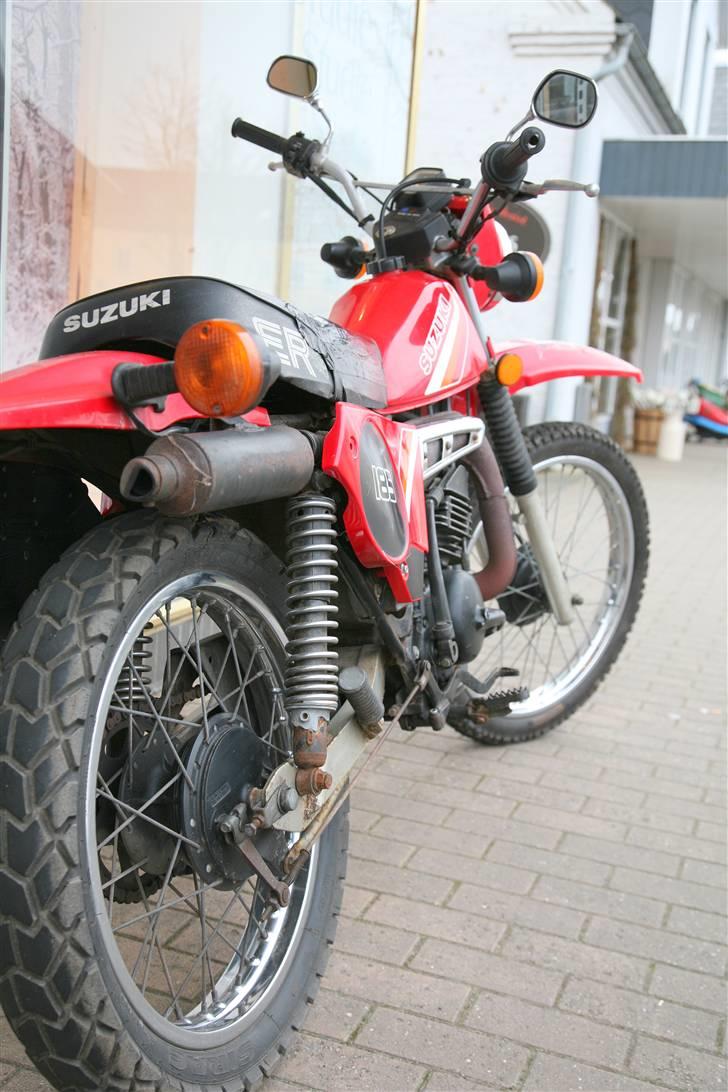 Suzuki TS 185 billede 6