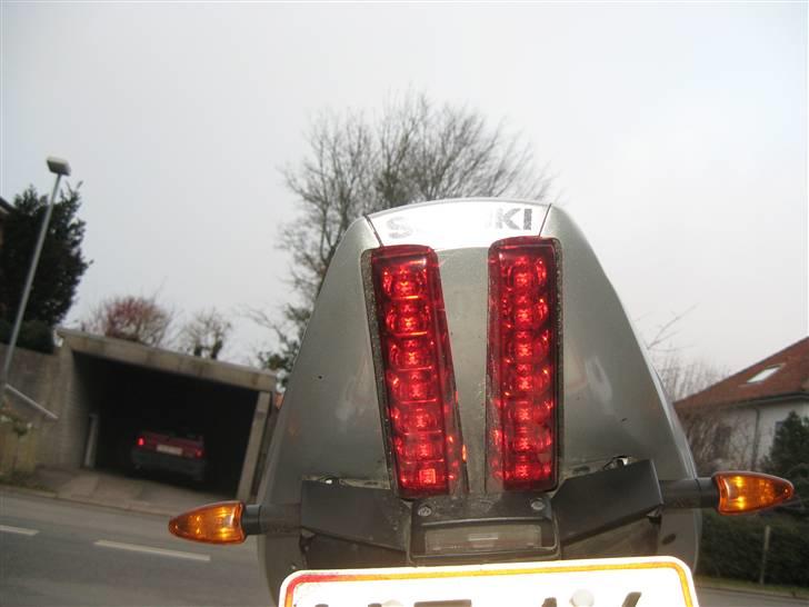 Suzuki SV 1000 S " SOLGT " billede 3