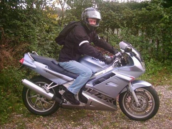 Honda VFR 750 billede 5